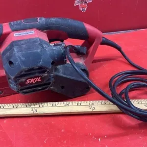 SKIL Belt Sander. Tested working *NO SHIPPING