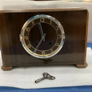 VINTAGE MANTEL CLOCK - HAS PENDULUM & KEY