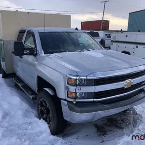 2015 Chevrolet Silverado 3500 HD LT Service Truck
 UNRESERVED