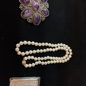 MISC JEWELRY (41.6G SILVER CONTENT & 1OZ SILVER BAR)