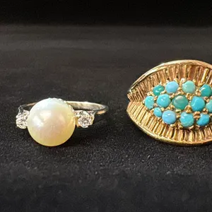 APPROX 14K LADIES RING SET WITH TURQUOISE STONES & APPROX 14K LADIES RING SET WITH PEARLS & DIAMOND