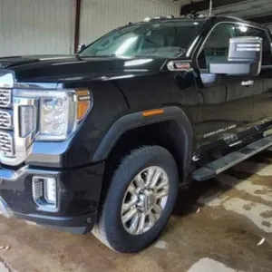 (MN) 2020 GMC Sierra 2500HD Denali - 4x4
