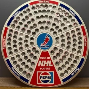 1980-81 PEPSI NHL Players Caps & Display. 26"