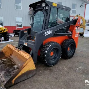 2000 Thomas 135 Skid Steer Loader w/ Kubota Engine