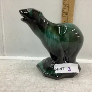 UNMARKED BLUE MOUNTAIN POTTERY BEAR