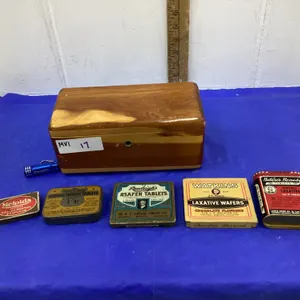 SMALL “LANE” CEDAR CHEST WITH ANTIQUE TINS