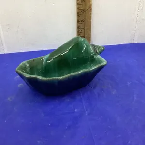 BLUE MOUNTAIN POTTERY SEA SHELL - UNMARKED