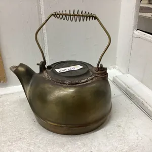 HEAVY CAST BRASS COLOURED KETTLE
