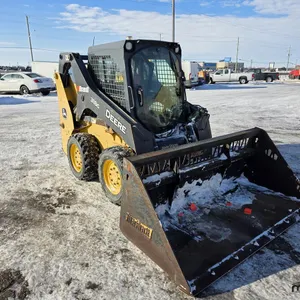 2016 John Deere 318G Skid Steer