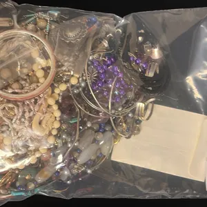 MISC COSTUME JEWELRY