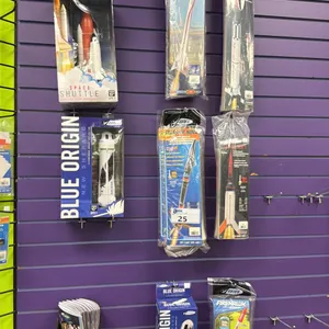 ASSORTED MODEL ROCKETS & MODEL ROCKET ACCESSORIES