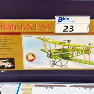 GUILLOW'S 1:12 BRITISH S.E. 5A WORLD WAR 1 FIGHTER MODEL PLANE