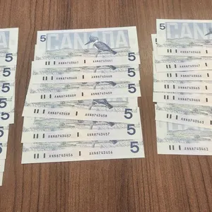 1986 Canada (22) Crisp Uncirculated $5 Banknotes w/ Consecutive Serial Numbers
 UNRESERVED