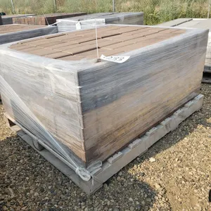 (1) Bundle of (4" x 8" x 2 3/8") Patio Stones
 UNRESERVED