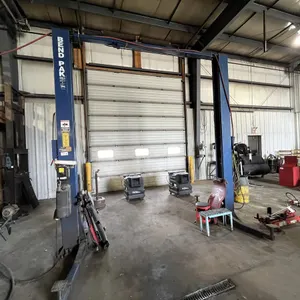 Bend Pak 2-Post Lift (10,000lbs Capacity)
 UNRESERVED