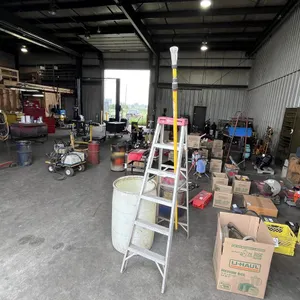Ladder, Garbage Can & Light Bulb Install Tool
 UNRESERVED