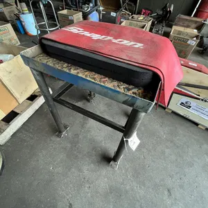 Steel Table, Fender Cover & Kneeling Pads
 UNRESERVED
