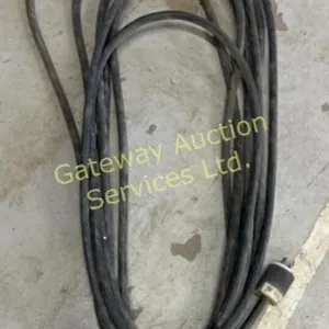 Heavy duty electrical cord   Approx 25ft