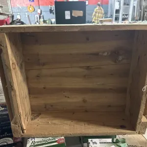 15x13.5x4 in (18in including handles length)