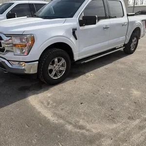 F150 XLT 2021 108250 miles 4x4 cloth interior,
