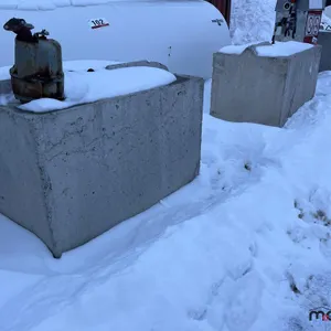 (4) Precast Concrete Blocks
 UNRESERVED