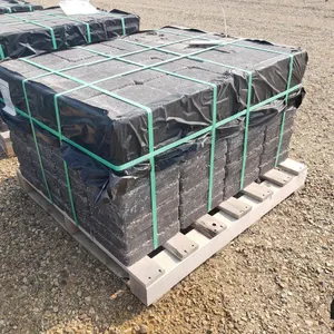 (1) Pallet of Roman Paver (8" x 10" x 2 3/8") Charcoal Colour Patio Stones
 UNRESERVED