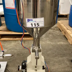 COMMERCIAL LIQUID FILLING MACHINE