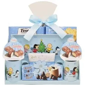 Peanuts 536 g Chocolate Gift Set with Mugs and Tray