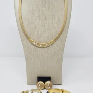 Gold Tone Necklace & Earrings Set