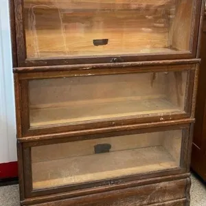 3 Section Barrister's Bookcase. Missing Top Cap.
