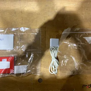Gift Card, Charging Cord & Silver Chain
 UNRESERVED