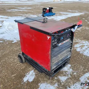 Lincoln Electric DC-400 Welder
 UNRESERVED