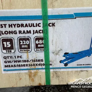 (1) 15 TON FLOOR JACK