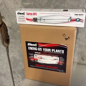 11 BOXES OF LIGHTENERG HORTICULTURAL PRODUCTS MDL:LE1000SHPS_ET25 GROW LIGHT BULBS 12PCS/CARTON