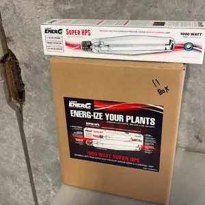 11 BOXES OF LIGHTENERG HORTICULTURAL PRODUCTS MDL:LE1000SHPS_ET25 GROW LIGHT BULBS 12PCS/CARTON