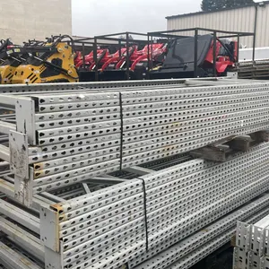 GREY INDUSTRIAL METAL PALLET RACKING 6 UPRIGHTS (12'L X 42"W) 20 CROSSBARS (8'L) & PALLET OF MESH
