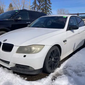 2004 BMW 3201 White Sedan SN: WBAVA72030AK40255