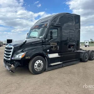 2021 Freightliner Cascadia 126 6x4 T/A Sleeper Truck Tractor