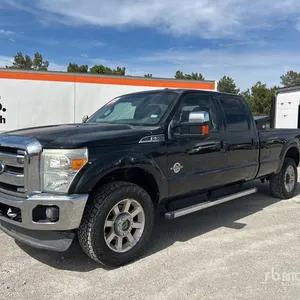 2013 Ford F-350 4x4 Crew Cab Pickup