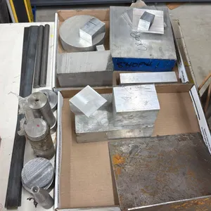 ASSORTED METAL ITEMS INCLUDING; STEEL STRIPS, BLOCKS, DISCS & MORE