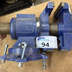 WILTON BENCH VISE