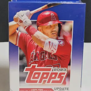 2023 Topps MLB Baseball Update Series Trading Card Sealed Booster Box .