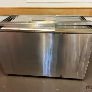 Anders Brondum 445-935 Top Chest Freezer
 UNRESERVED