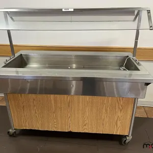 (58"x 33") Buffet Salad Station
 UNRESERVED