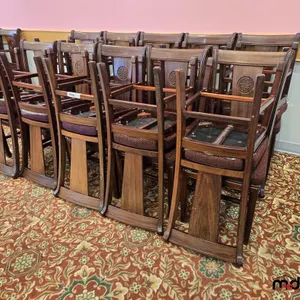 (20) Chairs
 UNRESERVED