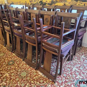(20) Chairs
 UNRESERVED