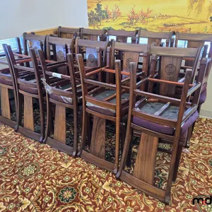 (20) Chairs
 UNRESERVED