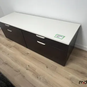 6' Filling Cabinet 
 UNRESERVED