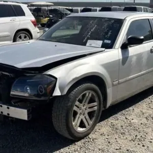 (CA) 2005 Dodge Magnum RT