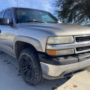 (TX) 2001 Chevrolet Suburban